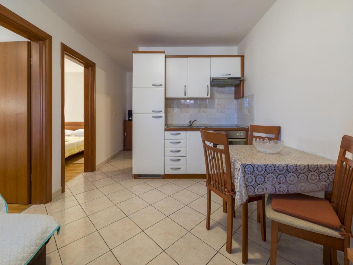 Apartments Dino Crikvenica Exterior foto
